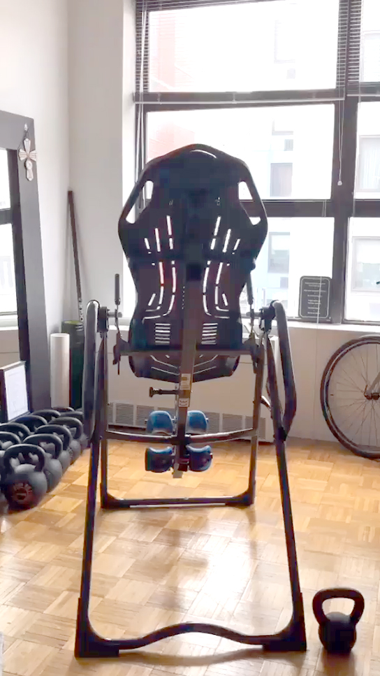 Teeter FitSpine Happy Back Club - Inversion table in home gym