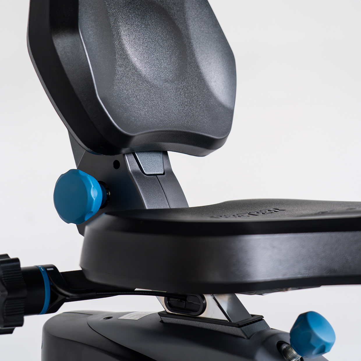 Product Feature - ComfortSelect™ Seat